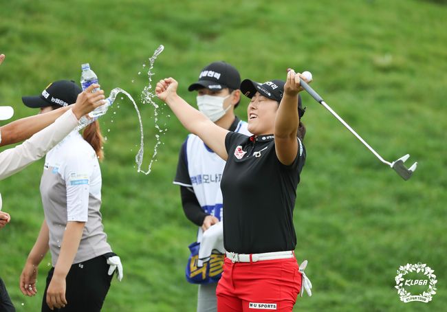 우승 확정 후 포효하는 김해림. /KLPGA제공. 