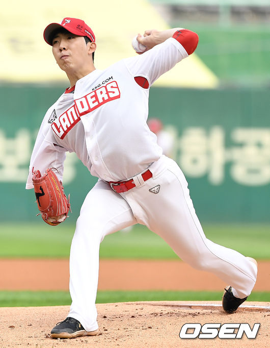 1회초 SSG 선발 오원석이 힘차게 공을 뿌리고 있다. 2021.06.29 / dreamer@osen.co.kr