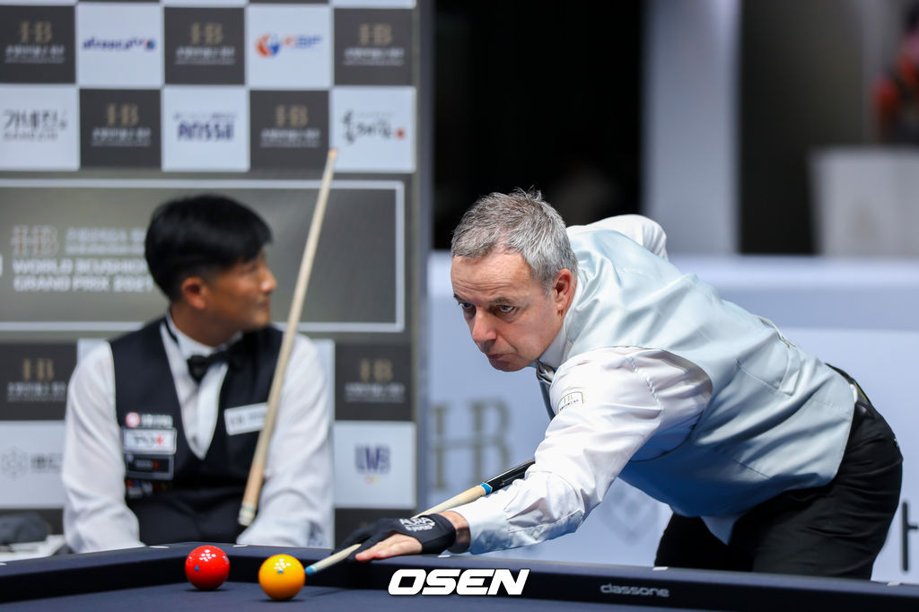 [사진]딕 야스퍼스와 이충복 /파이브앤식스 제공