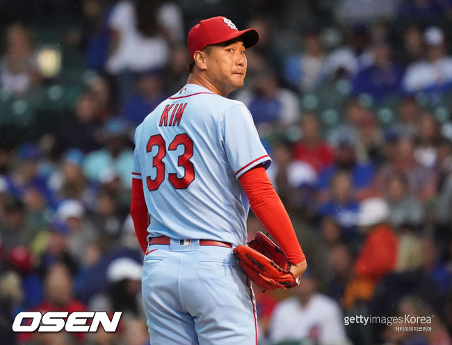 [사진] 세인트루이스 좌완 김광현은 2021년 7월 11일(한국시간) 미국 일리노이주 시카고 리글리 필드에서 열린 ‘2021 메이저리그’ 시카고 컵스와 원정 경기에서 선발 등판해 6회까지 5피안타 7탈삼진 1볼넷 무실점 호투를 펼치며 시즌 4승(5패)째를 거뒀다. ⓒGettyimages(무단전재 및 재배포 금지)