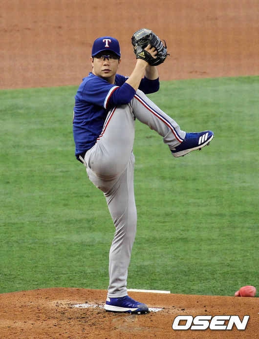 [OSEN=애너하임, 이사부 통신원]양현종이 역투하고 있다. /lsboo@osen.co.kr