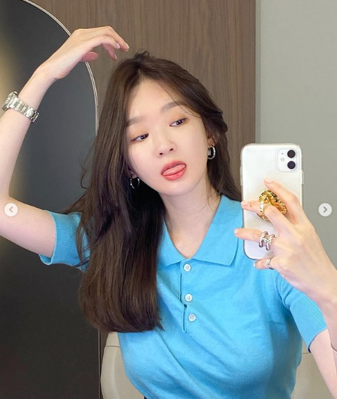 강민경 SNS