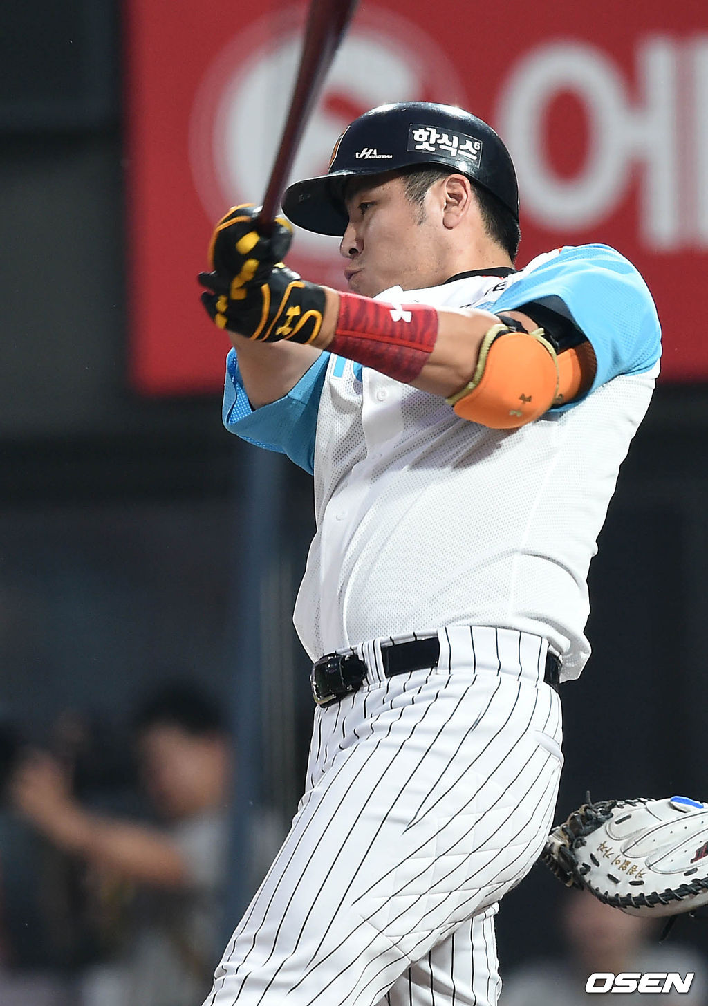 [OSEN=DB] 2015년 7월 18일 수원 KT위즈파크에서 열린 2015 KBO리그 올스타전, 2회초 2사에서 드림올스타 강민호가 투런 홈런을 치고 있다. /photo@osen.co.kr