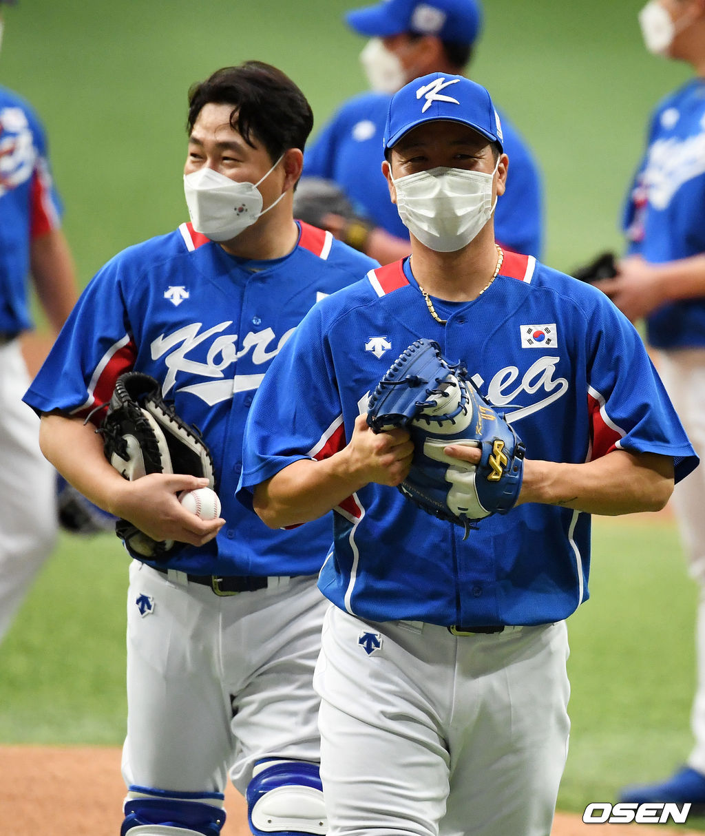 양의지, 강민호가 수비 훈련을 하고 있다. 2021.07.18 /jpnews@osen.co.kr