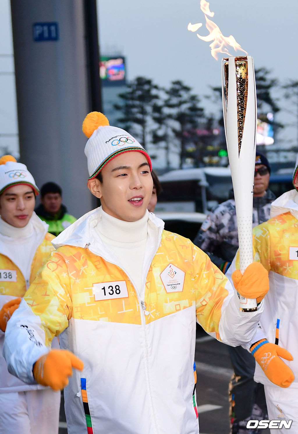 [OSEN DB]2018 평창 동계 올림픽 성화봉송은 101일간 전국 17개 시도를 경유해 2018km를 달려 2018 평창 동계 올림픽 개막날 까지 이어진다. 전국 총 7500명의 주자가 릴레이로 성화를 평창까지 전달한다. /pjmpp@osen.co.kr