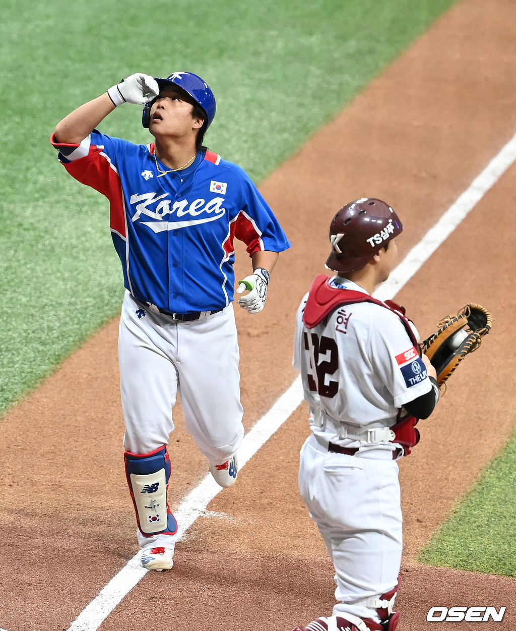 김경문 감독이 이끄는 2020 도쿄 올림픽 야구 국가대표팀이 25일 오후 서울 고척스카이돔에서 키움 히어로즈와 평가전을 가졌다. 8회초 1사에서 대표팀 강백호가 솔로포를 날리고 세리머니를 하고 있다. 2021.07.25 /jpnews@osen.co.kr