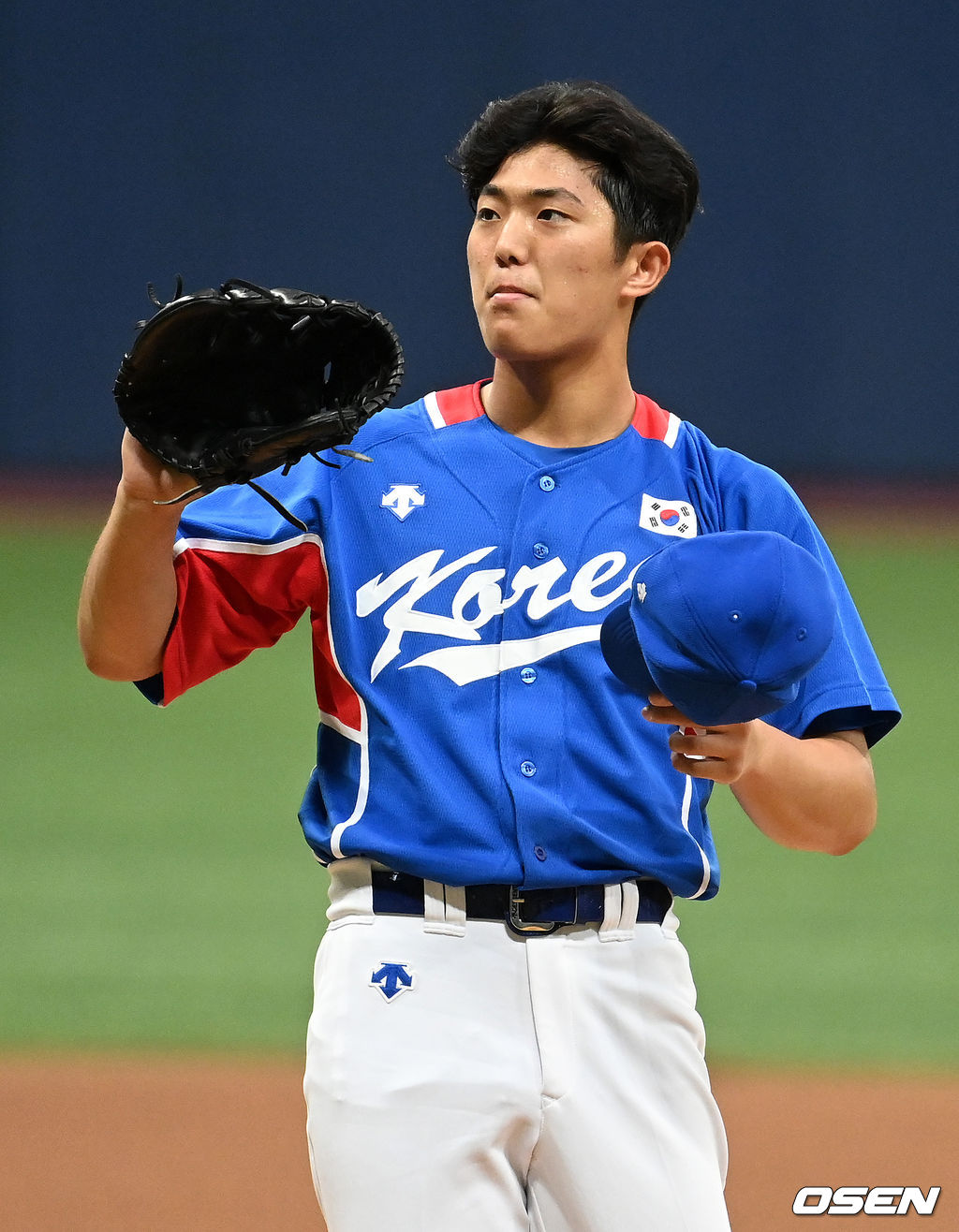 김경문 감독이 이끄는 2020 도쿄 올림픽 야구 국가대표팀이 25일 오후 서울 고척스카이돔에서 키움 히어로즈와 평가전을 가졌다. 6회말 2사 2루에서 대표팀 이의리가 교체되고 있다. 2021.07.25 /jpnews@osen.co.kr