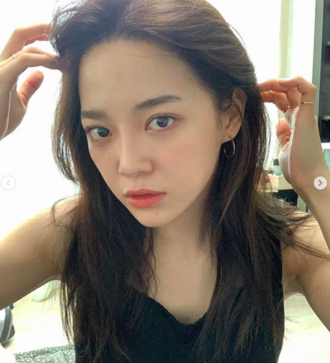 김세정 SNS