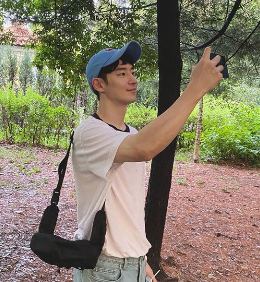 이제훈 SNS