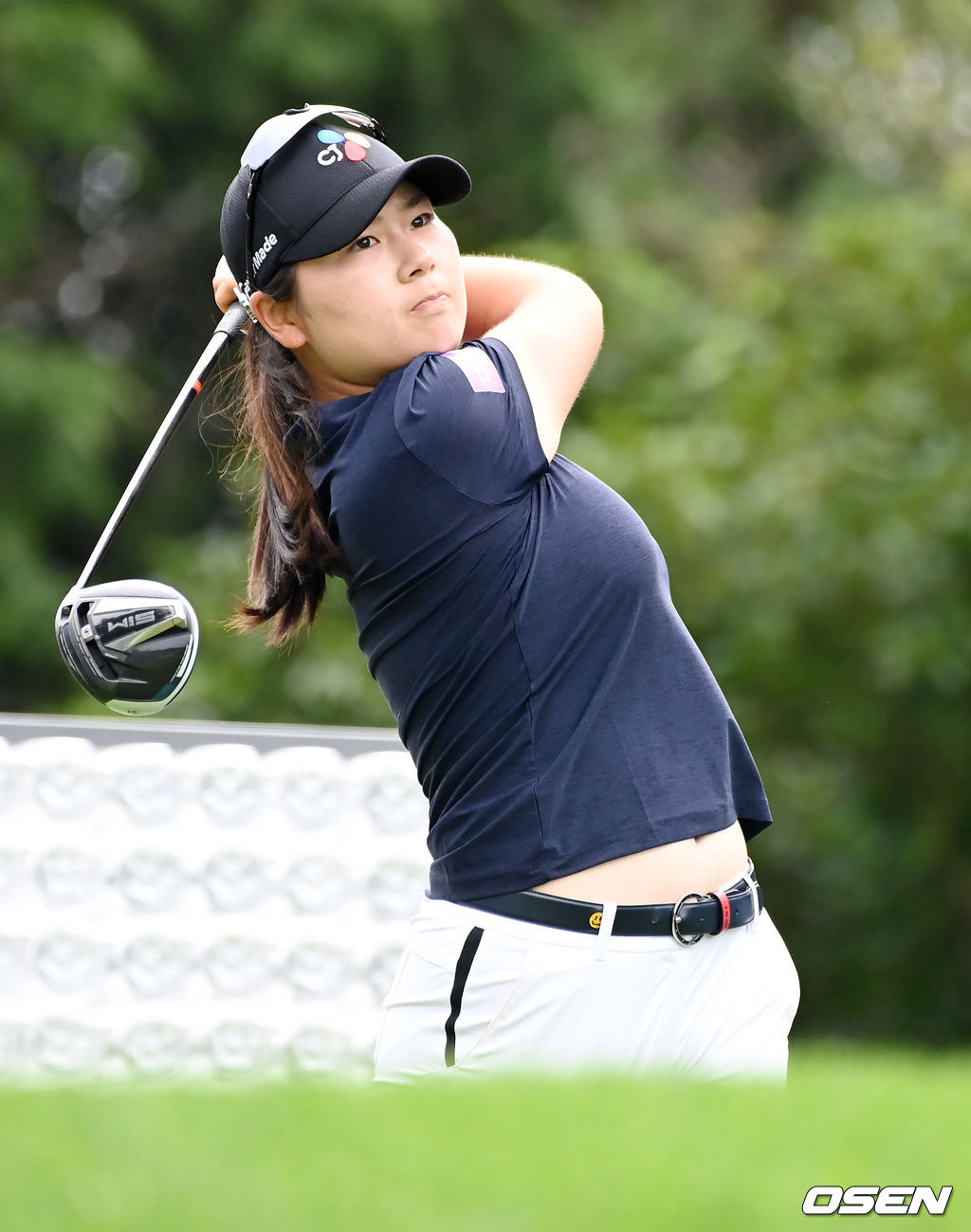 1일 오후 제주도 서귀포시 우리들 컨트리클럽(파72, 6506야드)에서 열린 제주 삼다수 마스터스(총상금 9억원, 우승상금 1억 6200만원) 최종 라운드가 열렸다.홍정민이 티샷을 하고 있다. 2021.08.01/youngrae@osen.co.kr