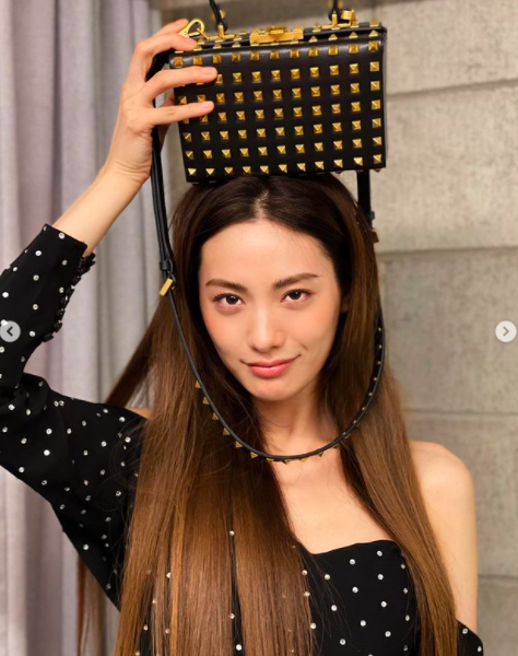 나나 SNS