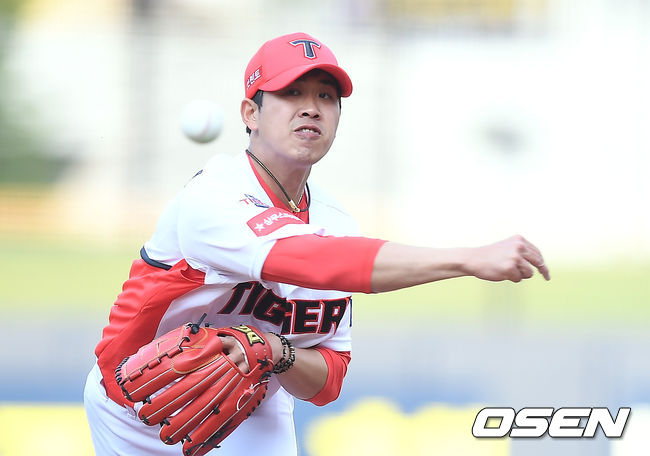 1회초 KIA 임기영이 역투하고 있다. /youngrae@osen.co.kr
