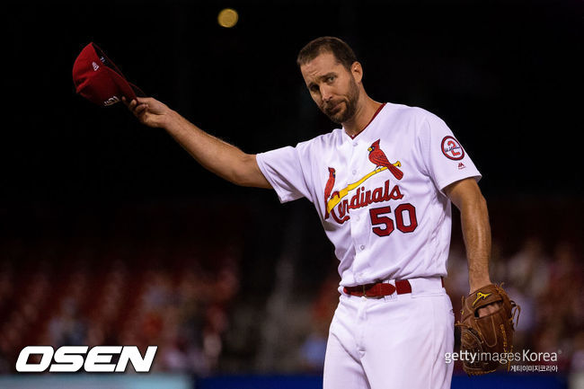 [사진] 세인트루이스 베테랑 투수 애덤 웨인라이트가 2021년 8월 12일(한국시간) 피츠버그전에서 완봉승을 거뒀다. ⓒGettyimages(무단전재 및 재배포 금지)