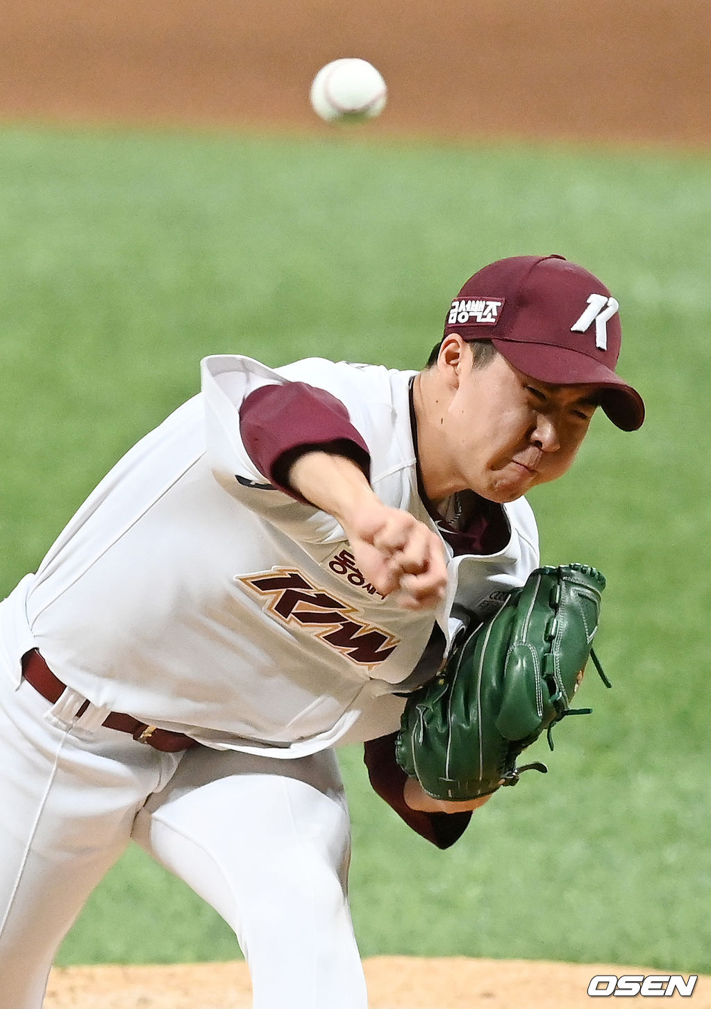 7회초 무사 주자 두산 조수행 타석에서 마운드에 오른 키움 장재영이 힘차게 공을 뿌리고 있다. .21.08.13/rumi@osen.co.kr