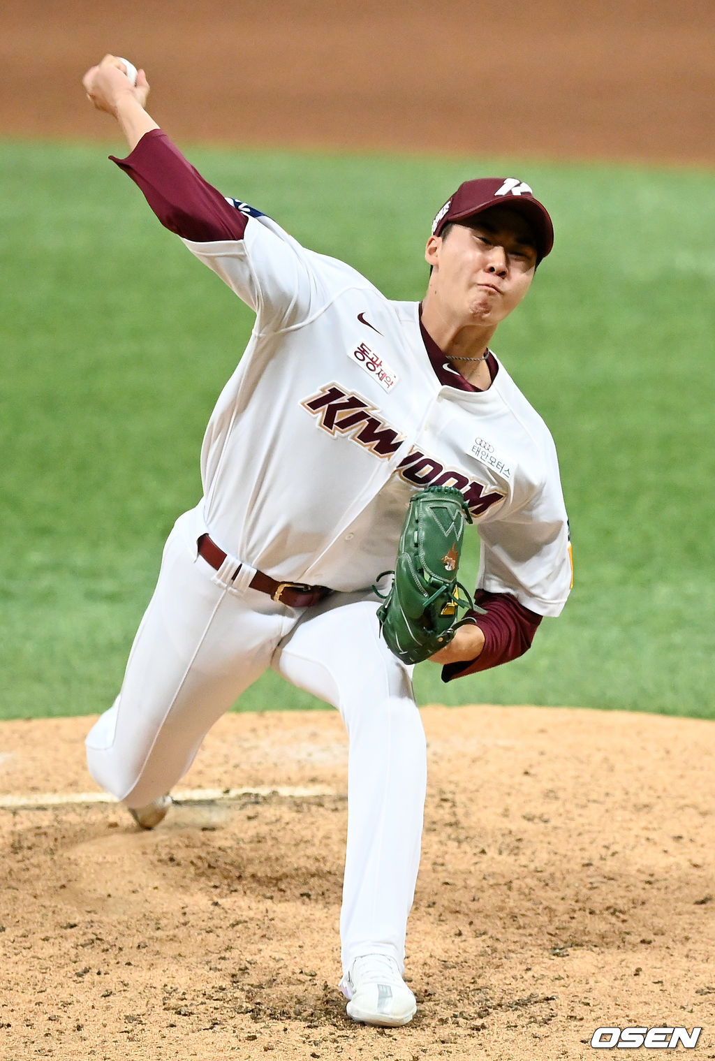 7회초 무사 주자 두산 조수행 타석에서 마운드에 오른 키움 장재영이 힘차게 공을 뿌리고 있다. .21.08.13/rumi@osen.co.kr