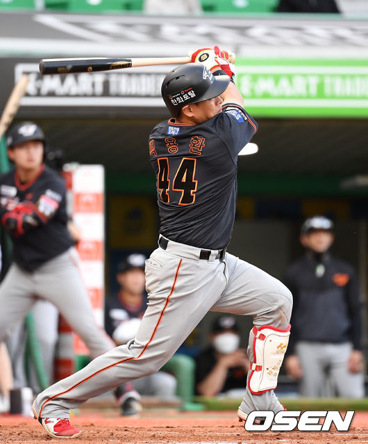 한화 백용환이 좌월 솔로 홈런을 치고 있다. 2021.07.09 /sunday@osen.co.kr