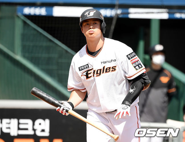 2회말 무사 한화 노시환이 삼진으로 물러나고 있다. /youngrae@osen.co.kr 