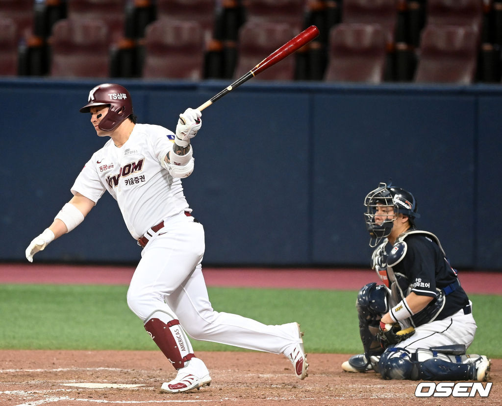 7회말 2사 1,3루에서 키움 박병호가 1타점 적시타를 날리고 있다. 2021.08.15 /jpnews@osen.co.kr