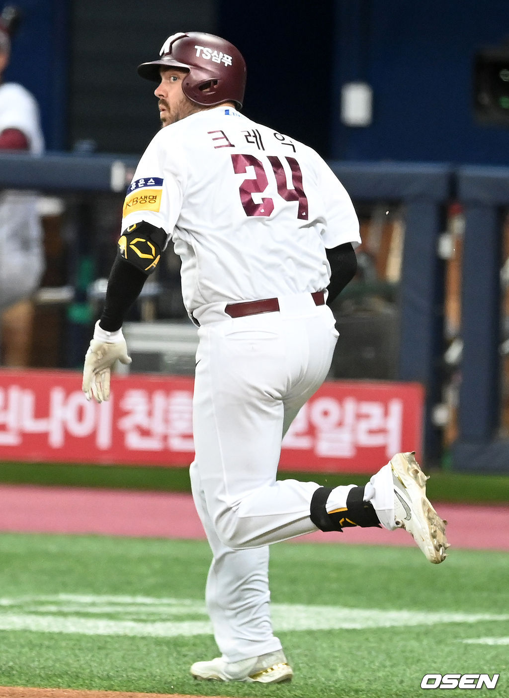 6회말 1사 1,2루에서 키움 크레익이 1타점 우전 적시타를 날리고 타구를 바라보고 있다. 2021.08.15 /jpnews@osen.co.kr