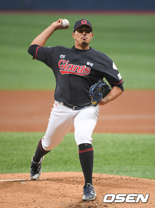 1회말 롯데 선발투수 프랑코가 역투하고 있다. 21.07.01 / soul1014@osen.co.kr