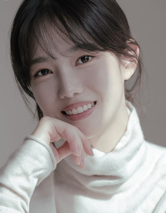 어썸이엔티 제공