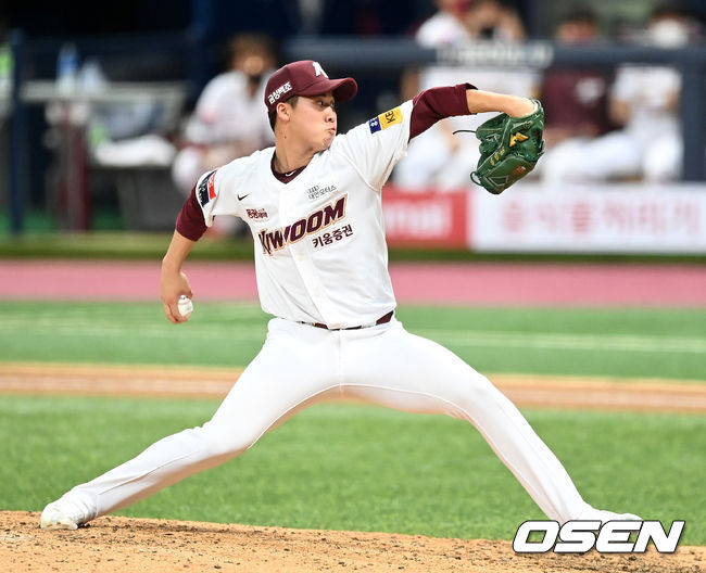 8회초 키움 장재영이 역투하고 있다. 2021.08.15 /jpnews@osen.co.kr