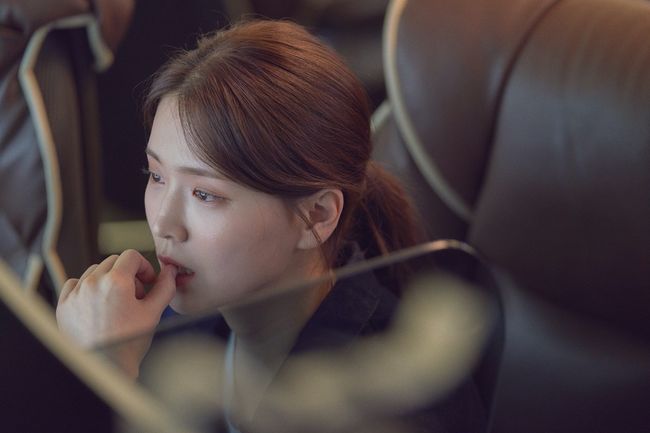 [사진=MBC 제공] 배우 김지은이 코로나19 확진 판정을 받은 가운데 그가 출연하는 '검은 태양' 촬영 일정에 이목이 쏠렸다. 사진은 '검은 태양' 속 김지은 스틸 컷.