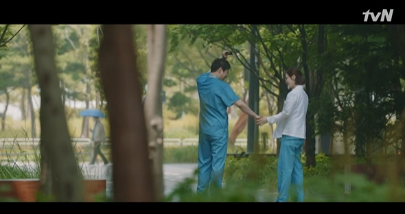 [사진] tvN ‘슬기로운 의사생활 시즌2’ 방송화면 캡쳐 