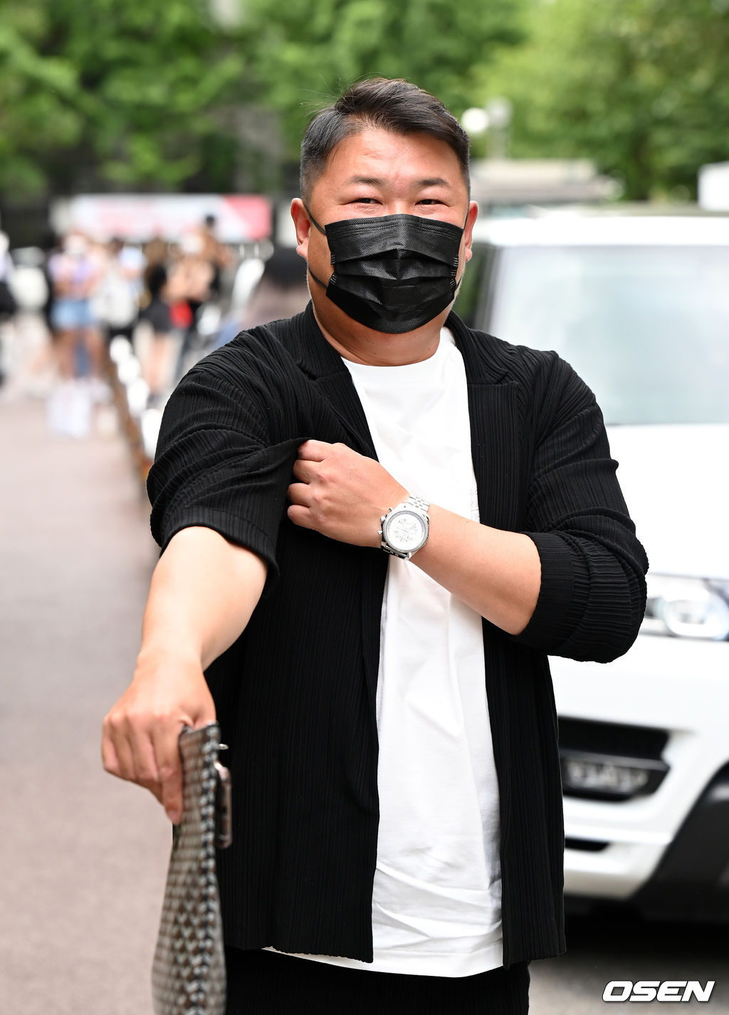 양궁대표팀 오진혁이 17일 오후 서울 여의도 KBS에서 진행된 ‘유희열의 스케치북’ 녹화에 앞서 포즈를 취하고 있다. 2021.08.17 /sunday@osen.co.kr
