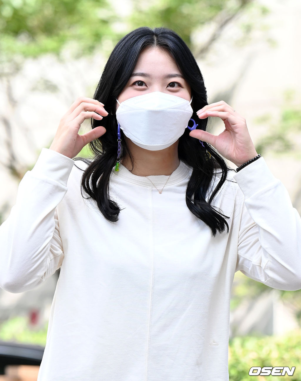 양궁대표팀 장민희가 17일 오후 서울 여의도 KBS에서 진행된 ‘유희열의 스케치북’ 녹화에 앞서 포즈를 취하고 있다. 2021.08.17 /sunday@osen.co.kr