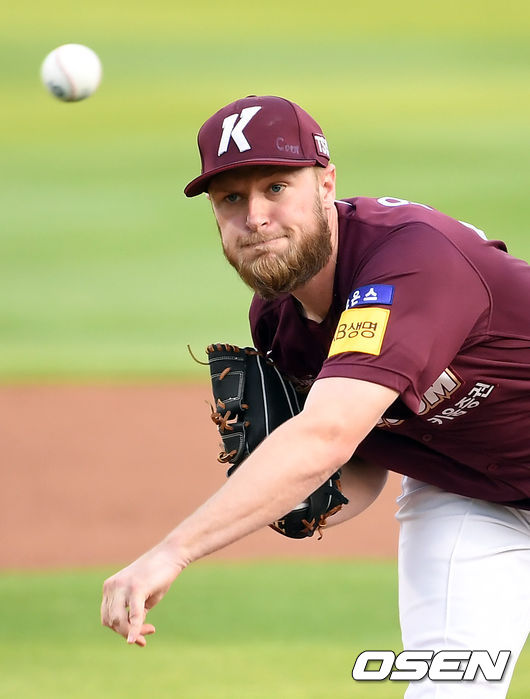 키움 선발 요키시가 힘차게 공을 던지고 있다. 2021.06.09 /cej@osen.co.kr