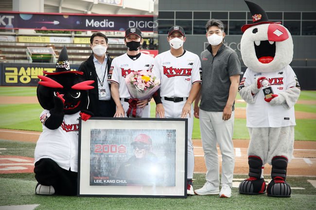 [사진] KT 위즈 제공