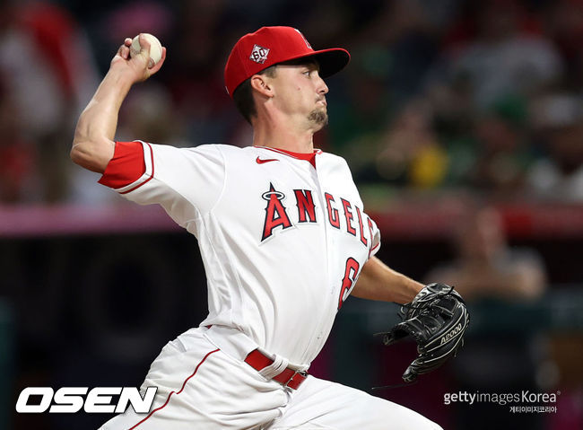 [사진] 오스틴 워렌 ⓒGettyimages(무단전재 및 재배포 금지)