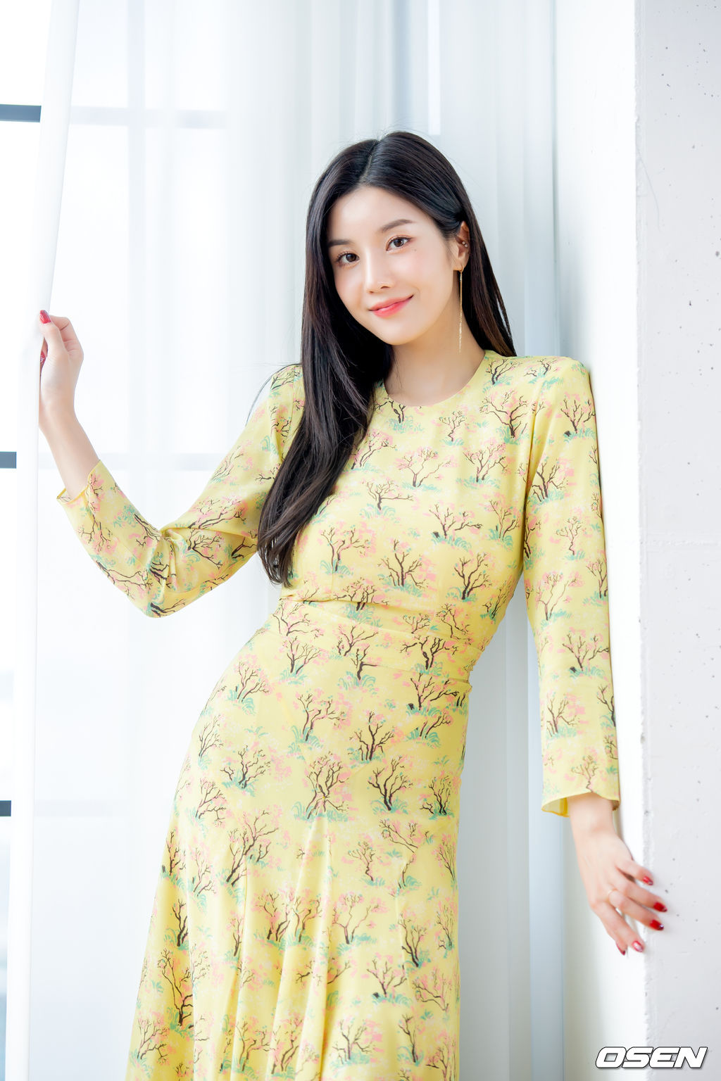 가수 권은비가 서울 강남구 한 스튜디오에서 OSEN과 촬영을 진행하고 있다. 2021.08.26 /cej@osen.co.kr 