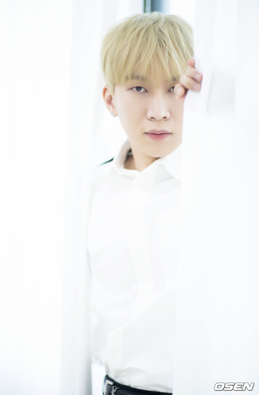 비투비 서은광이 촬영을 앞두고 포즈를 취하고 있다. 2021.08.30 / dreamer@osen.co.kr