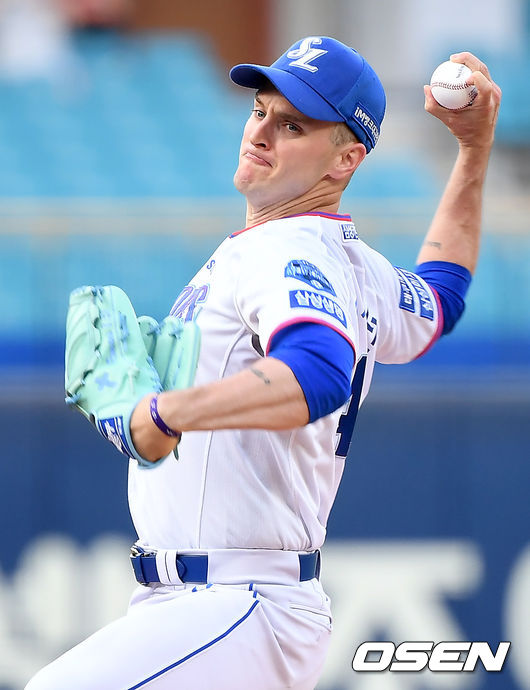 1회초 삼성 선발 뷰캐넌이 마운드에 올라 힘차게 공을 뿌리고 있다. 2021.06.22 /ksl0919@osen.co.kr