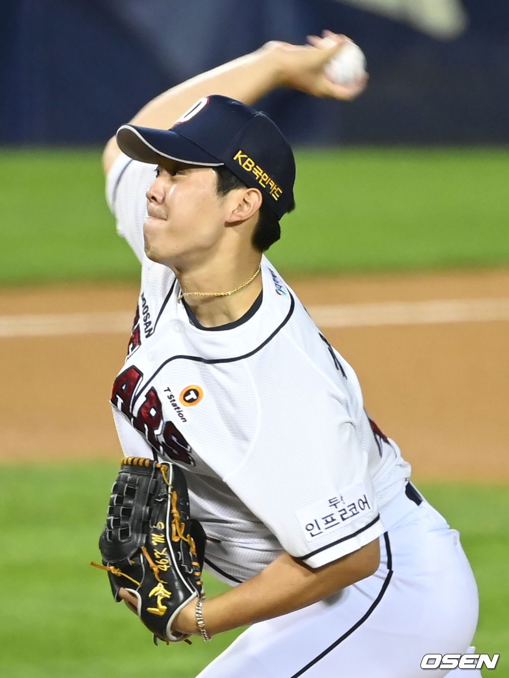 9회초 무사 1루 두산 김명신이 마운드에 올라 힘차게 공을 뿌리고 있다. 2021.09.01/ksl0919@osen.co.kr