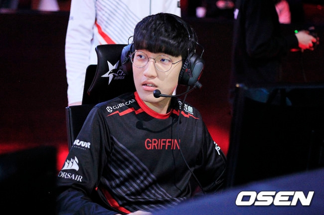 그리핀 시절의 '타잔' 이승용.