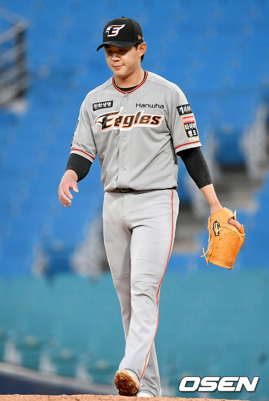 한화 윤대경이 아쉬워하고 있다. 2021.06.22 /ksl0919@osen.co.kr