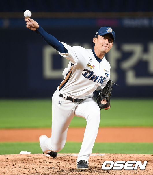 20일 오후 창원NC파크에서 '2021 신한은행 SOL KBO 리그' NC 다이노스와 KT 위즈의 경기가 진행됐다.6회초 NC 류진욱 투수가 역투하고 있다. /  soul1014@osen.co.kr
