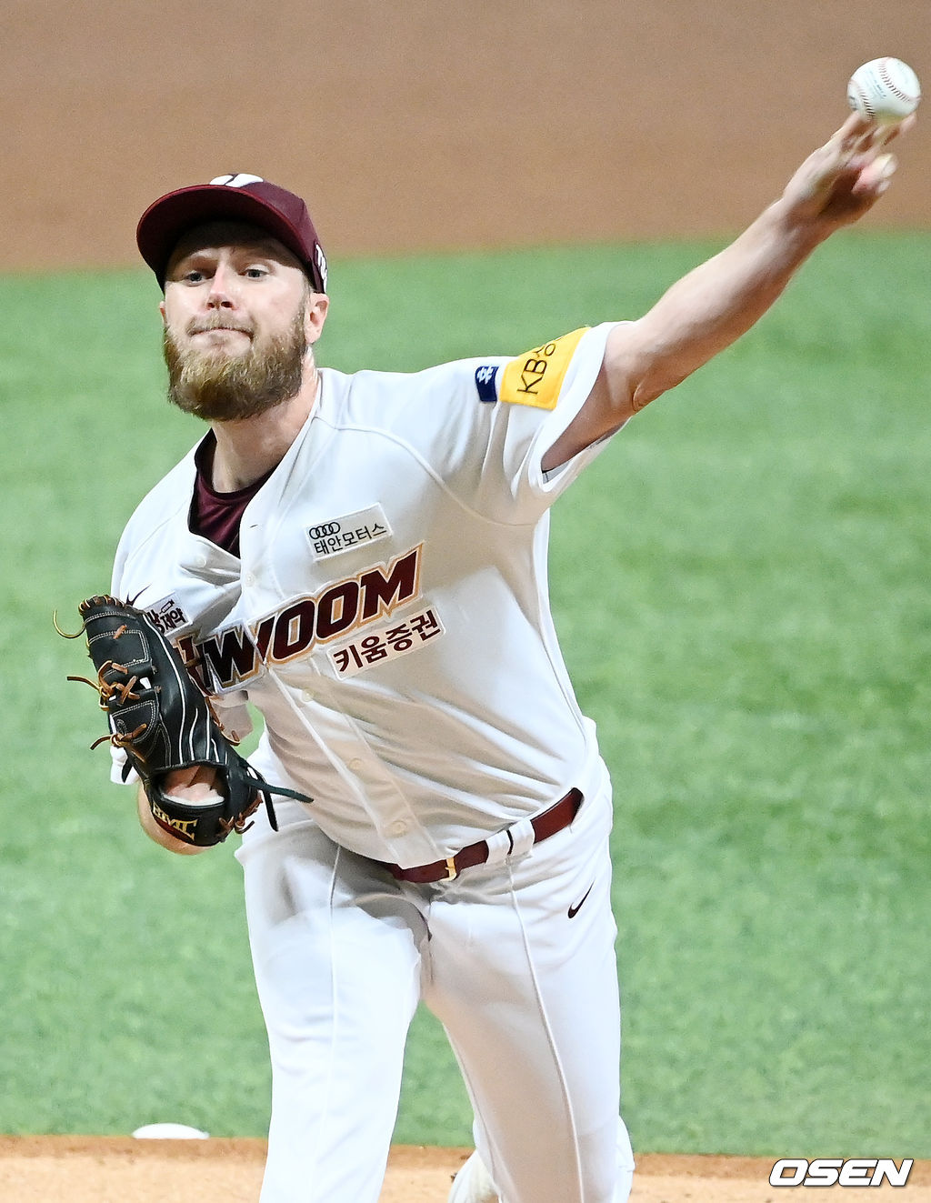 키움 선발 요키시가 마운드 위에서 힘차게 공을 뿌리고 있다. 21.09.10/rumi@osen.co.kr