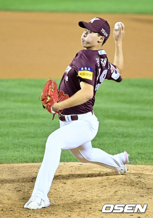 6회말 키움 장재영이 역투하고 있다. 2021.09.08 /jpnews@osen.co.kr