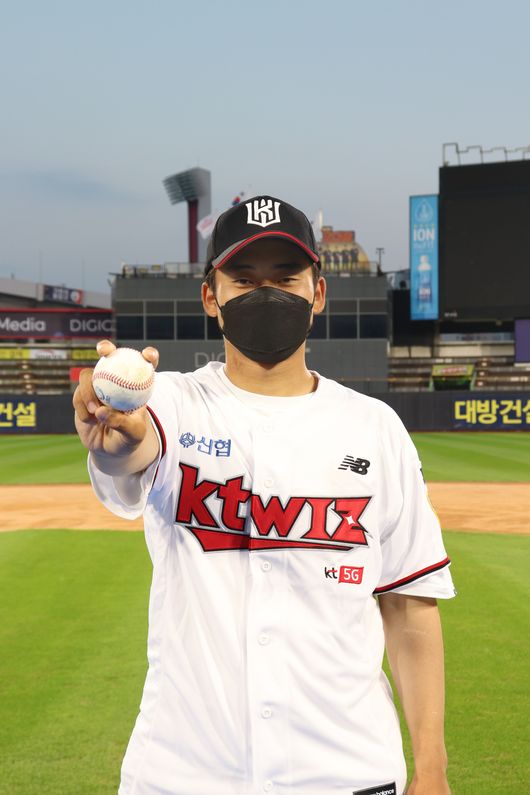 [사진] KT 위즈 제공