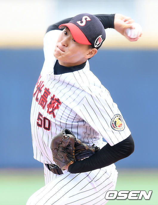 세광고 박준영이 마운드에 올라 힘차게 공을 뿌리고 있다. 2021.06.11 /ksl0919@osen.co.kr