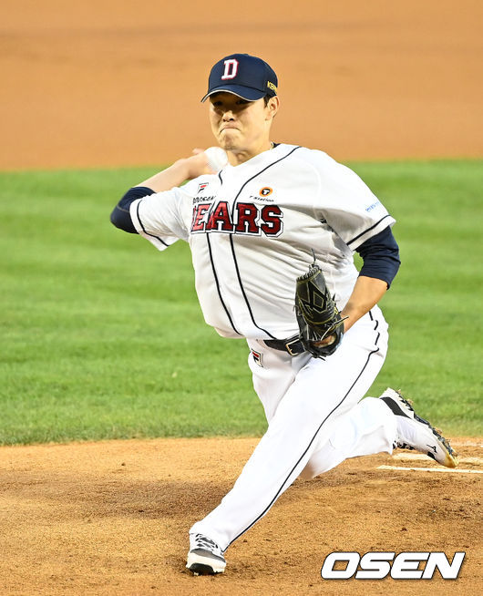 1회초 무사에서 두산 선발투수 최원준이 역투하고 있다. 2021.09.15 /sunday@osen.co.kr