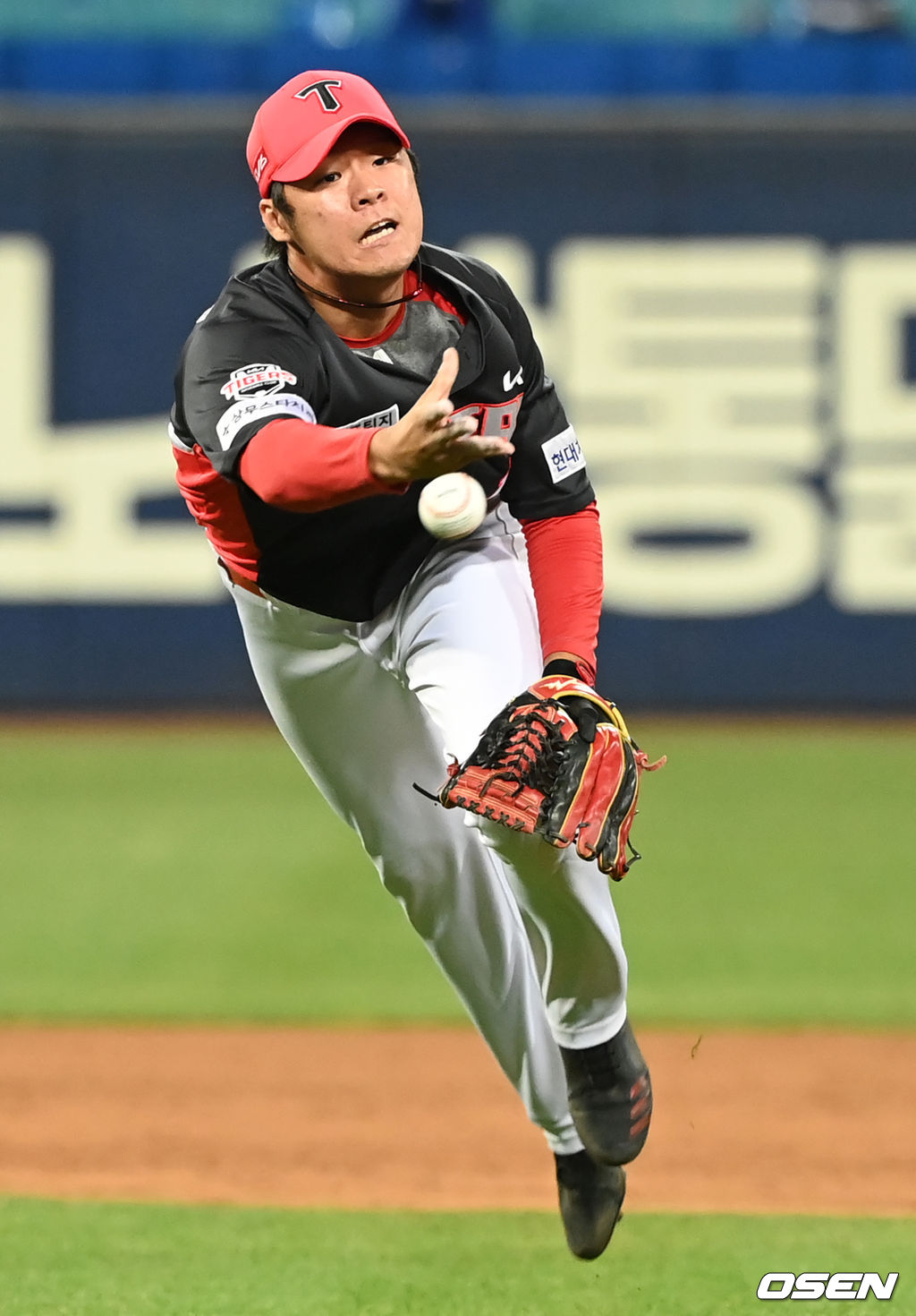 승리가 확정된 순간 KIA 선수들이 기쁨을 나누고 있다. 2021.09.16 /ksl0919@osen.co.kr