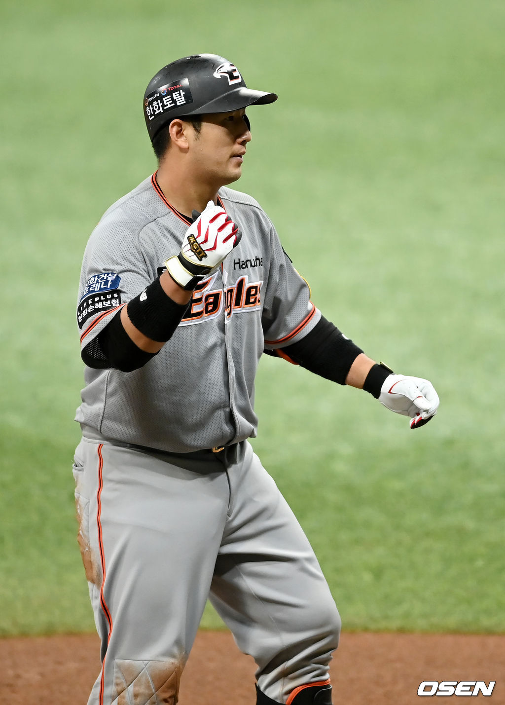 5회초 2사 1루 한화 최재훈의 적시 3루타를 때린 뒤 기뻐하고 있다. 2021.09.17/ youngrae@osen.co.kr