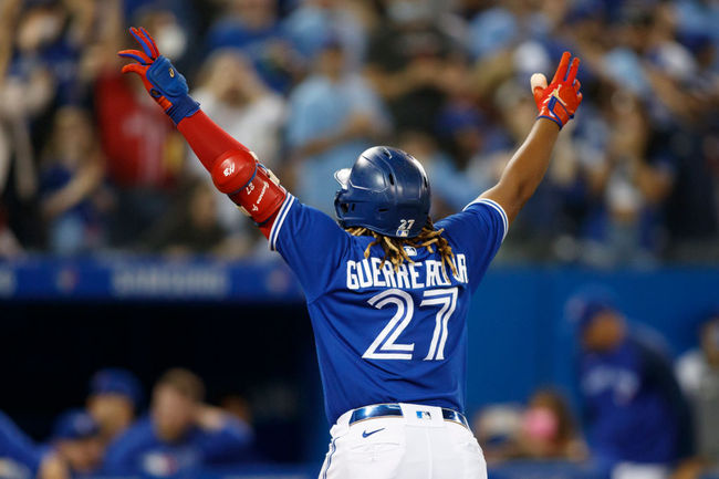 [사진] 게레로 주니어는 2021년 9월 18일(한국시간) 캐나다 온타리오 토론토 로저스 센터에서 열린 ’2021 메이저리그’ 미네소타 트윈스와 홈경기에서 시즌 46번째 홈런을 터뜨렸다. ⓒGettyimages(무단전재 및 재배포 금지)