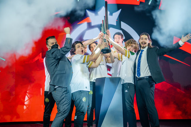 2021시즌 우승을 차지한 매드 라이온즈. /라이엇 게임즈 플리커.