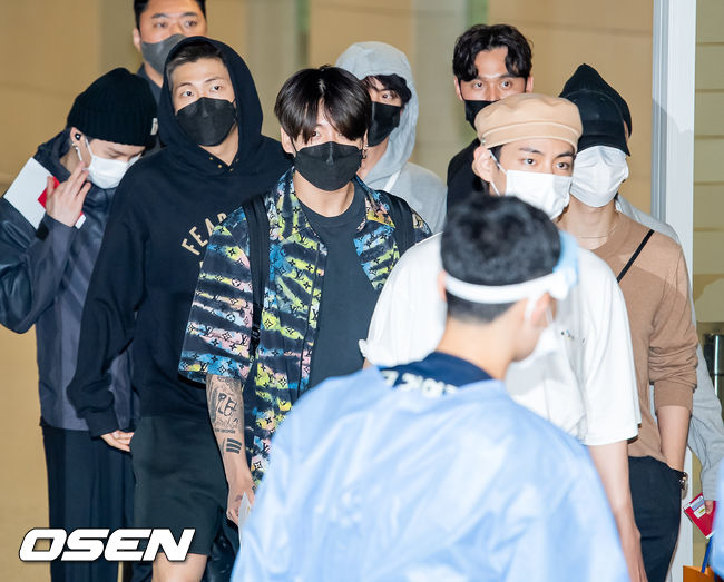 방탄소년단 멤버(RM , 진, 슈가, 제이홉, 지민, 뷔, 정국)들이 귀국하고 있다. 2021.09.24 / rumi@osen.co.kr